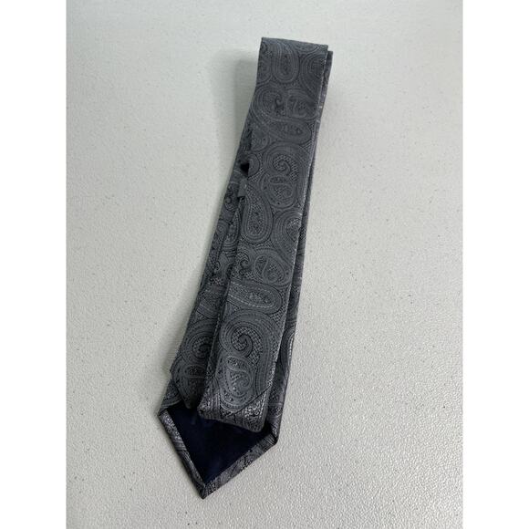 Michael Kors Gray Classic Paisley Pattern Tie NWOT - Picture 4 of 6